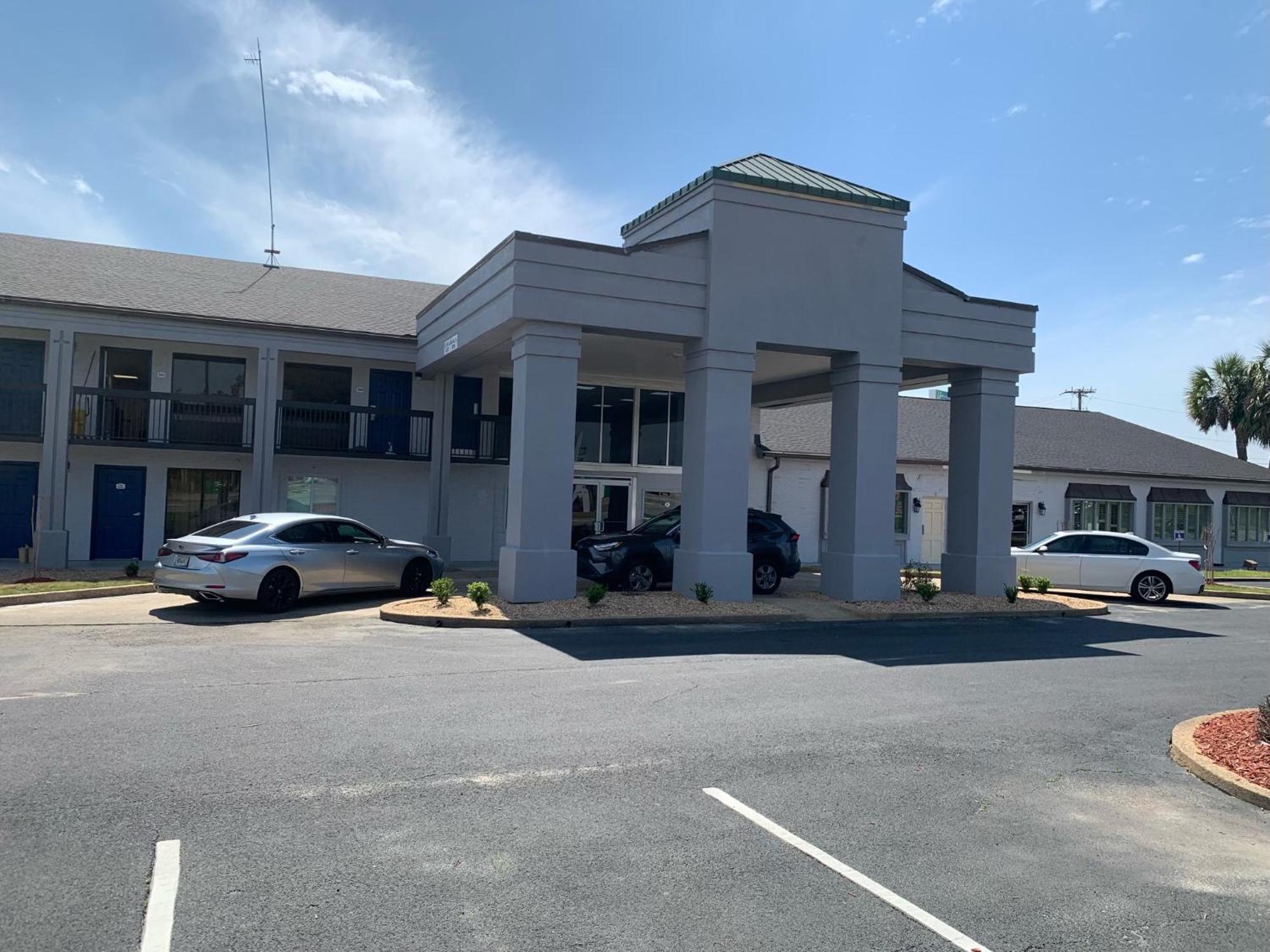 Suburban Studios 科迪尔 外观 照片